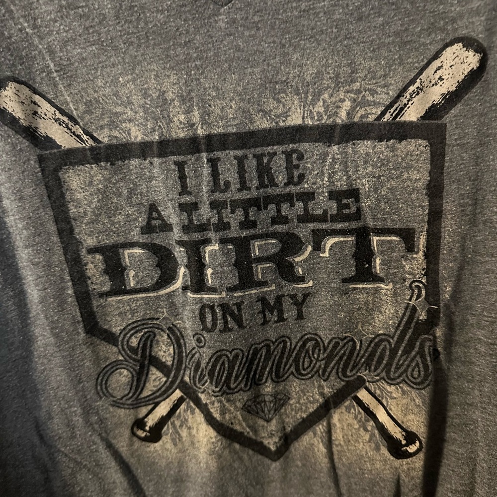 Atx Mafia Charcoal V-Neck Tee with Logo Tag - Picture 2 of 4